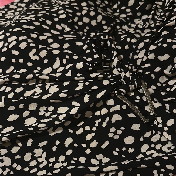 KATE and LILY SZ 16W Black and White Patterned Dress - Picture 4 of 9